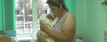 Больше чем футбольная команда: многодетная мать из Хмельнитчины родила 18-го ребенка